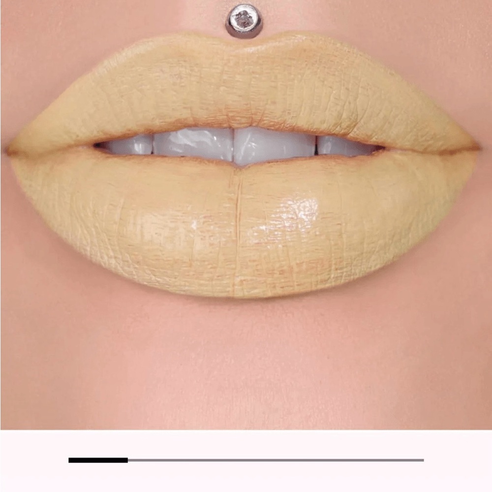Jeffree Star Velvet Trap in “Easter Sunday”